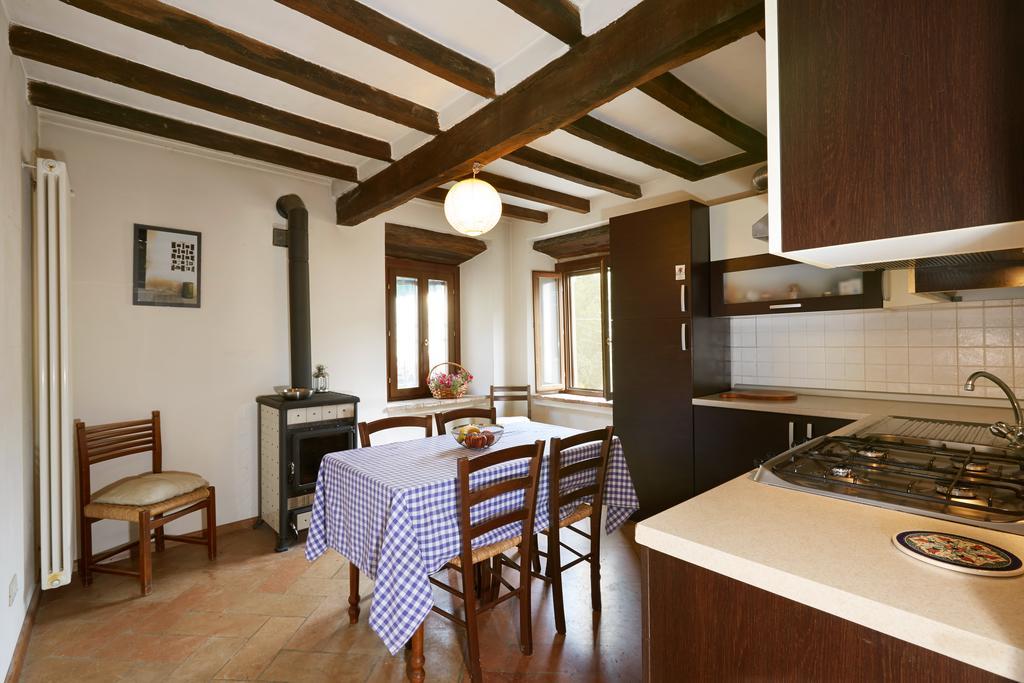 Agriturismo Ca' Del Ciuco Vezzano sul Crostolo Екстериор снимка